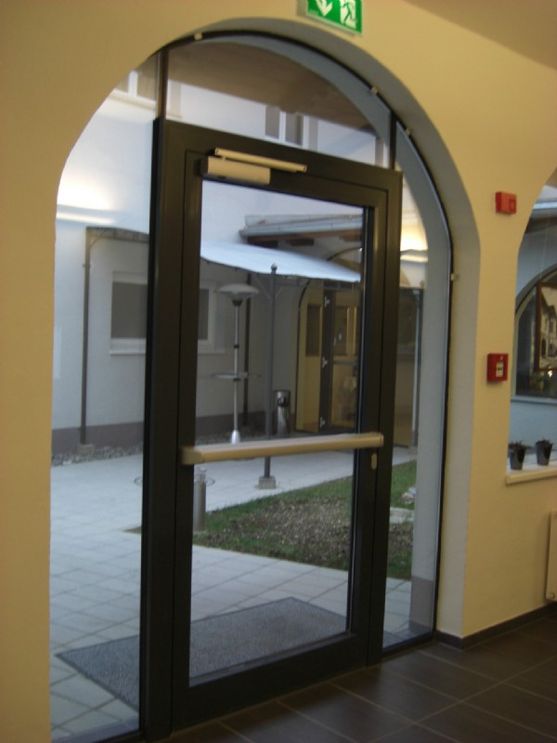 Ganzglasanlagen & Nurglastüren von Glas Sajko GmbH in Feldkirchen bei Graz